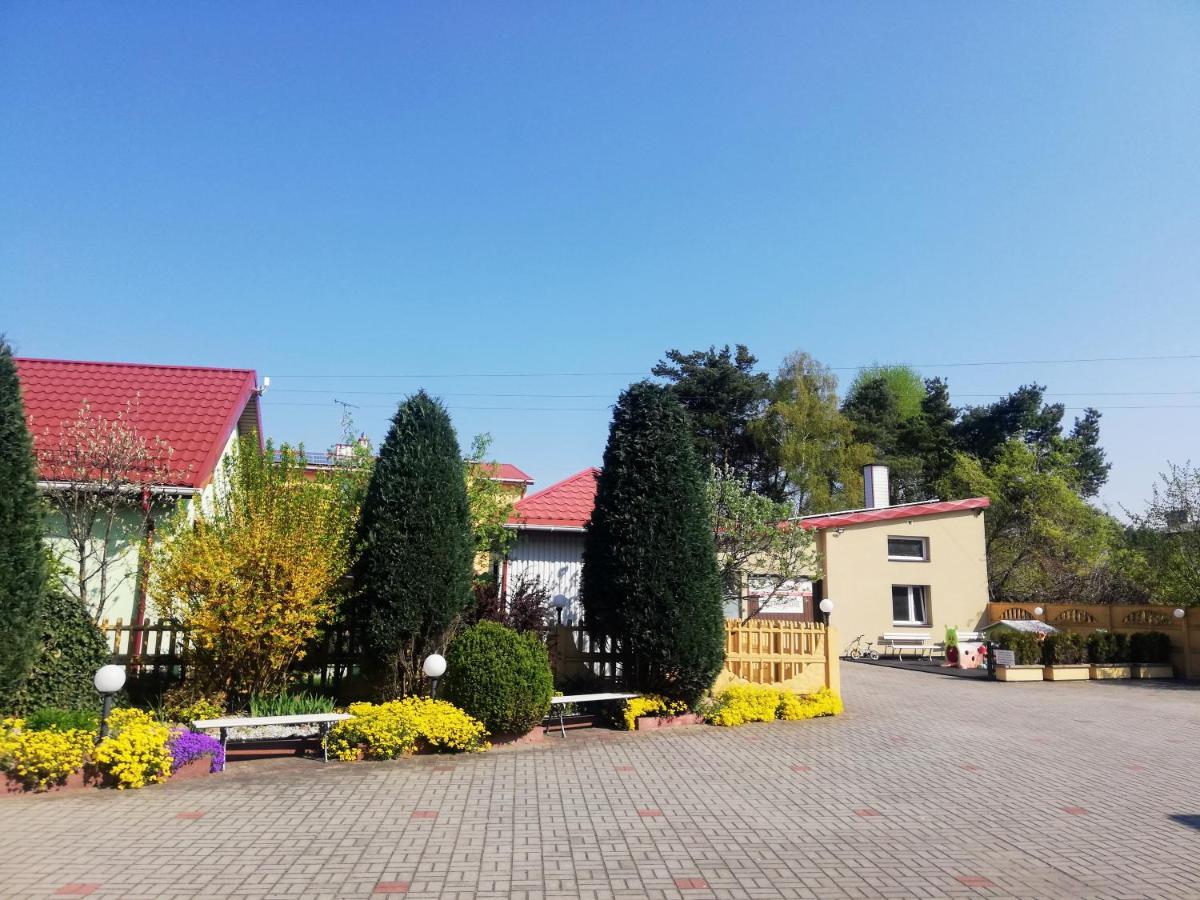 Noclegi I Restauracja Gracja Bełchatów Eksteriør bilde