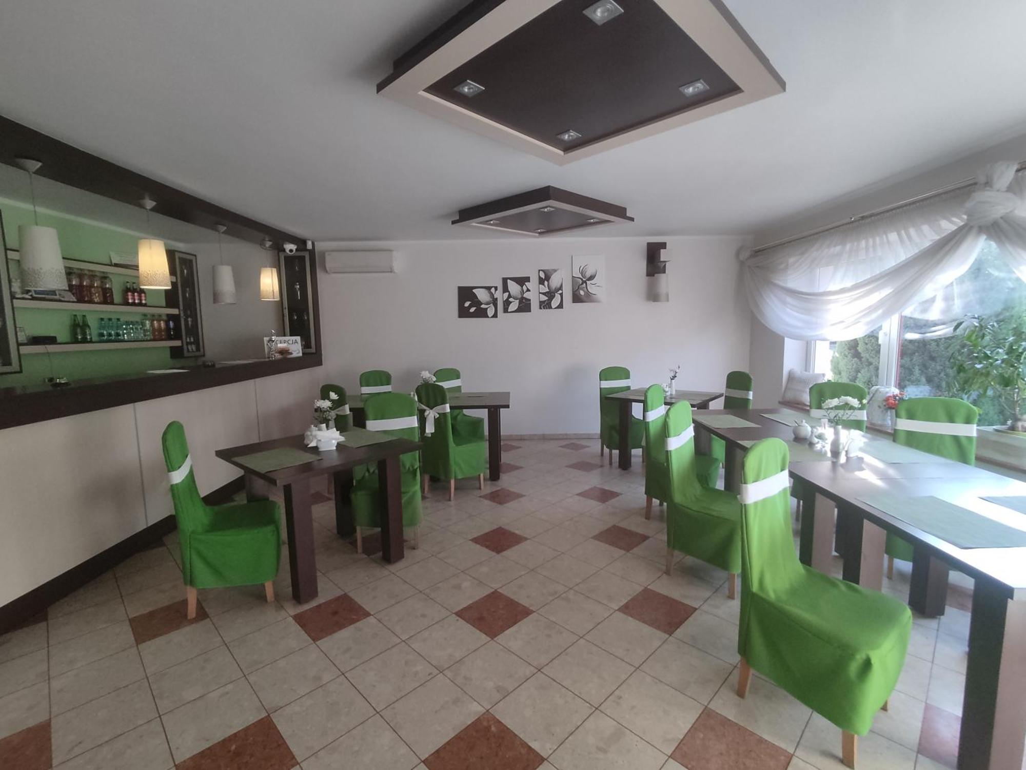 Noclegi I Restauracja Gracja Bełchatów Eksteriør bilde
