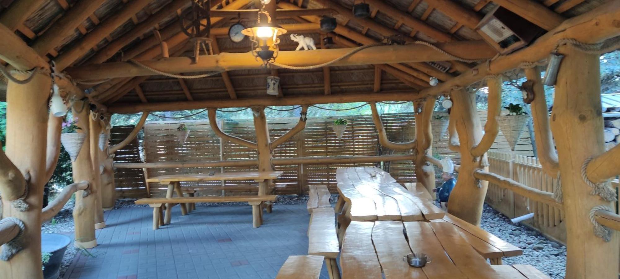 Noclegi I Restauracja Gracja Bełchatów Eksteriør bilde